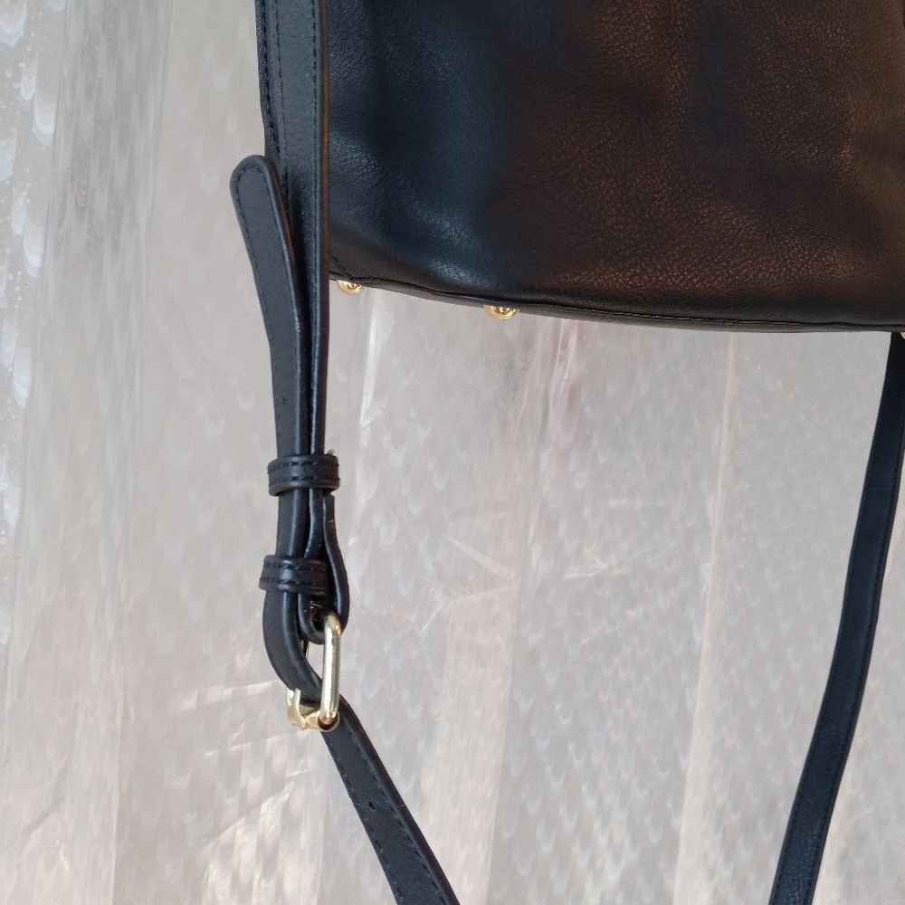 Max Studio Satchel - Picture 5 of 10